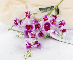 Орхидея из атласной ленты. Автор Ольга Юрова.